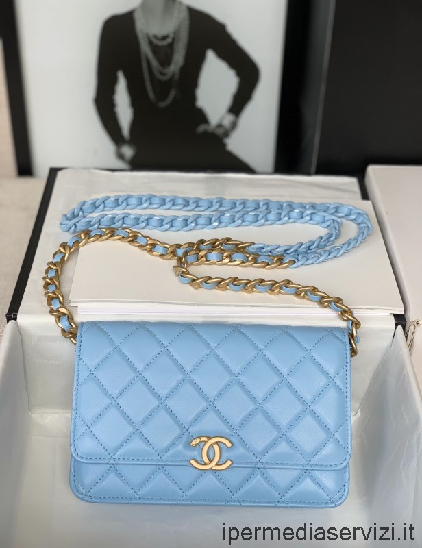 Replica Chanel 2022 Woc Portafoglio Su Catena In Pelle Di Agnello Azzurro 12x19x3cm