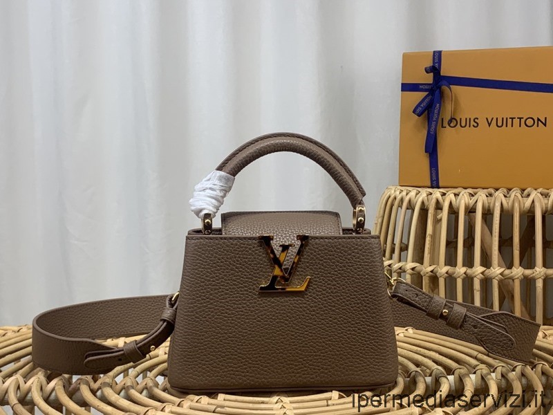 копие на чанта през рамо Louis Vuitton Capucines от кафява кожа таурийон M59066 M48865 21x14x8cm