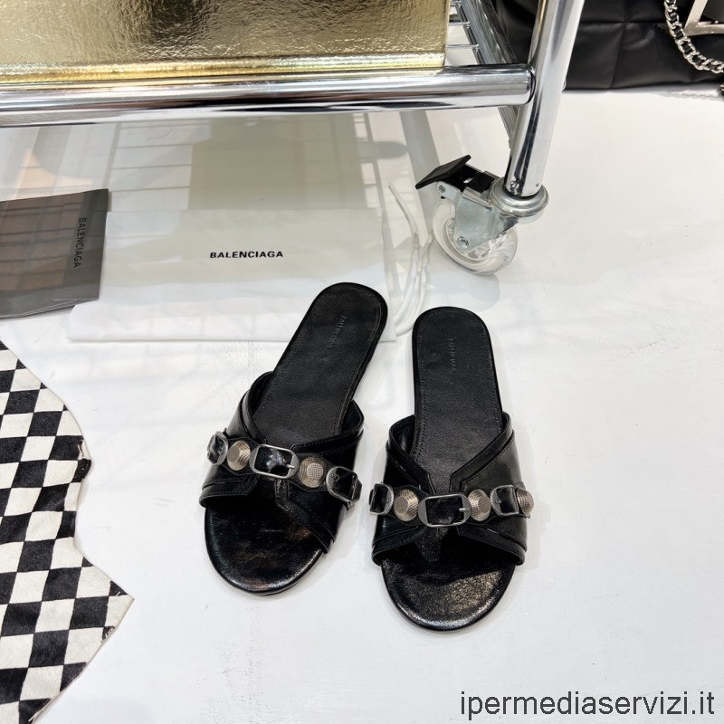реплика Balenciaga кожени пързалки Cagole плоски сандали с шипове в черно 35 до 41