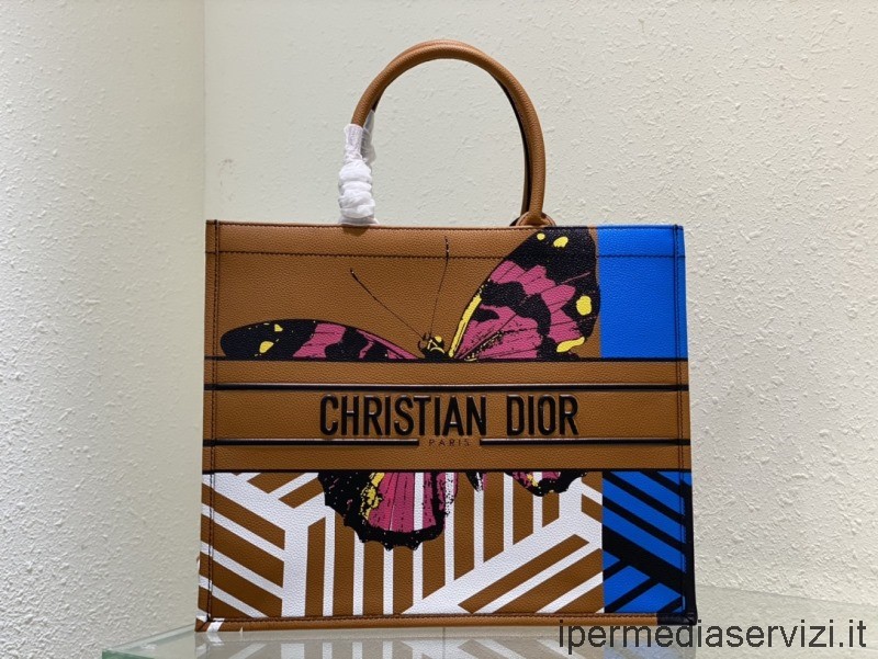 копие на голяма чанта за книга Dior Dior в кафяво и ярко синьо Jungle Pop зърнеста телешка кожа 42x35x18cm