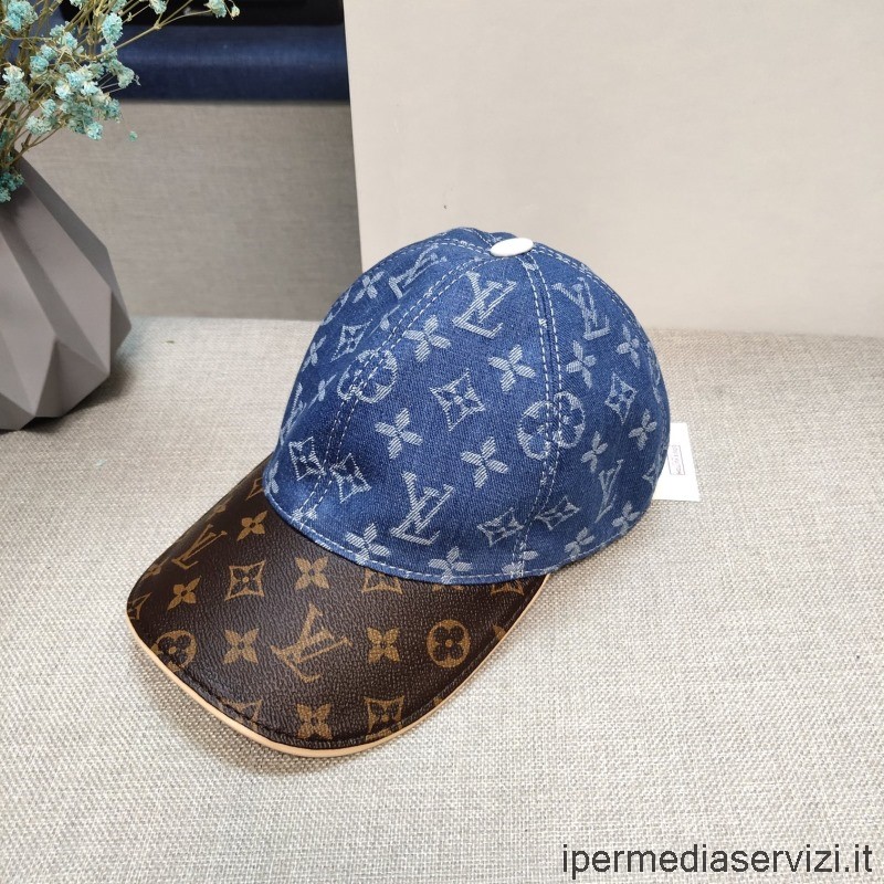 копие на синя шапка с монограм на Louis Vuitton