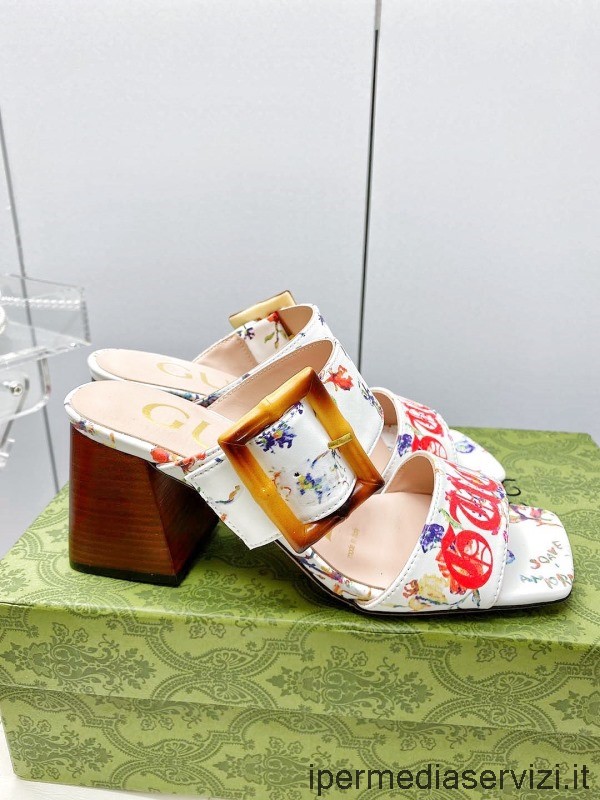 Replika Dámských Sandálů Na Podpatku Gucci S Bílým Potiskem Z Teletiny S Bambusovou Přezkou 70 Mm 35 Až 41