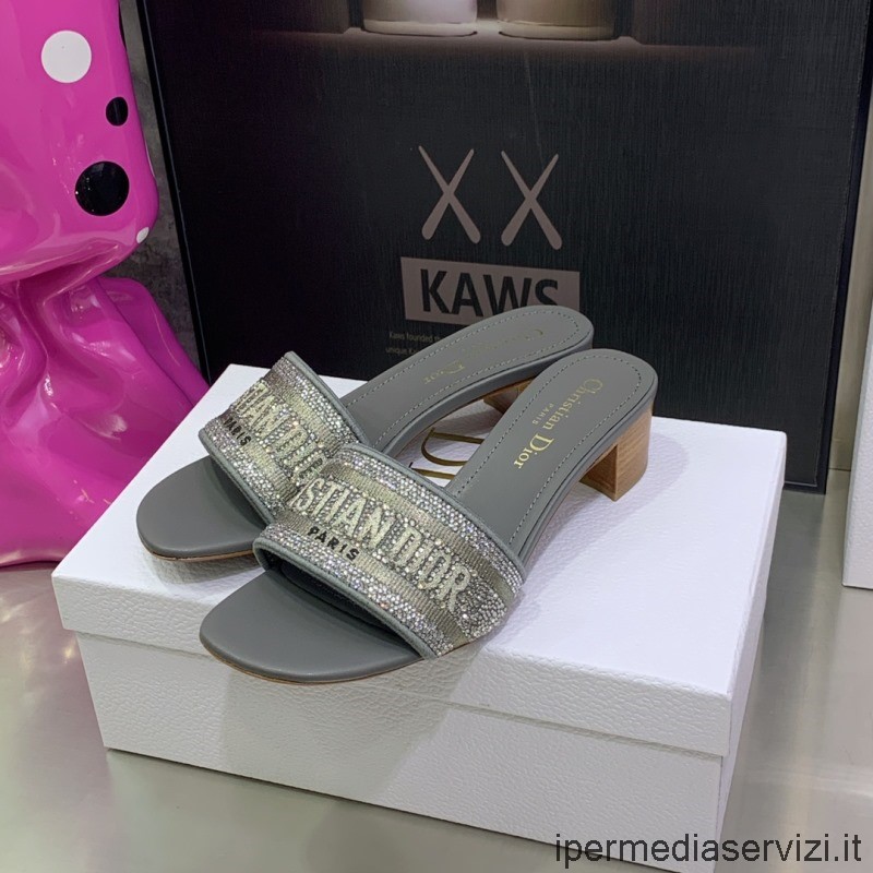 Replika Sandálů Na Podpatku Dior Dway Z šedé Bavlny Vyšívané Metalickou Nití A štrasem 45 Mm 34 Až 43