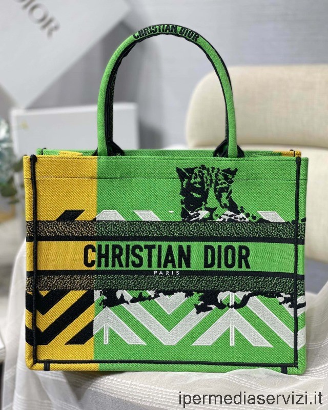 Replika Dior Medium Dior Book Taška V Zářivě Zelené A Oranžové D Jungle Pop Výšivka 36x28x17cm