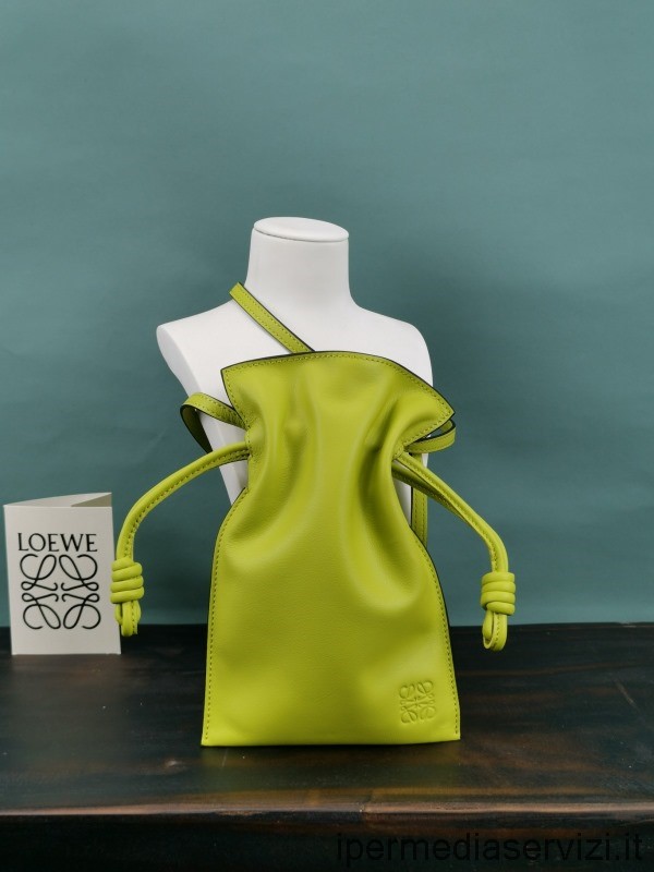 ρεπλίκα Loewe φλαμένκο τσέπη χρηστικό πουγκί τσαντάκι ώμου με κορδόνι περίσφιξης από δέρμα μοσχαριού νάπα πράσινο μέντα 23x15cm