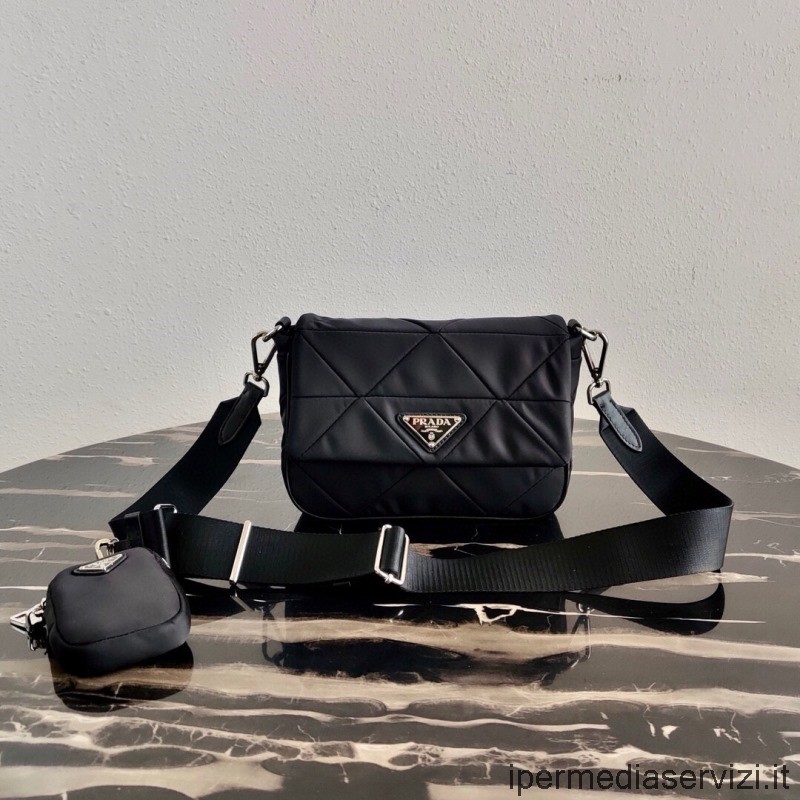 ρεπλίκα Prada Re νάιλον τσάντα ώμου με επένδυση σε μαύρο χρώμα 1bd292 21x16x7cm