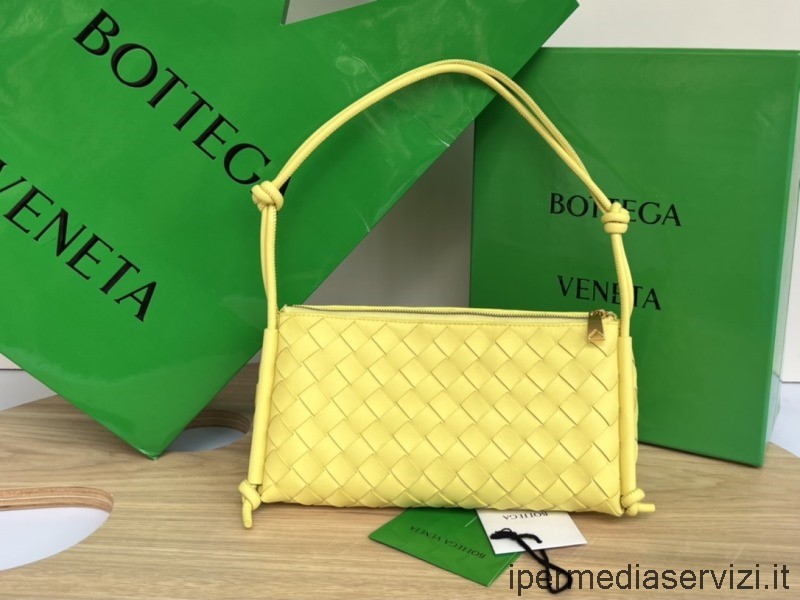 Replica Bottega Veneta κίτρινο μικρό Intrecciato δερμάτινο πουγκί σε λουράκι με λουράκι 26x13x13cm