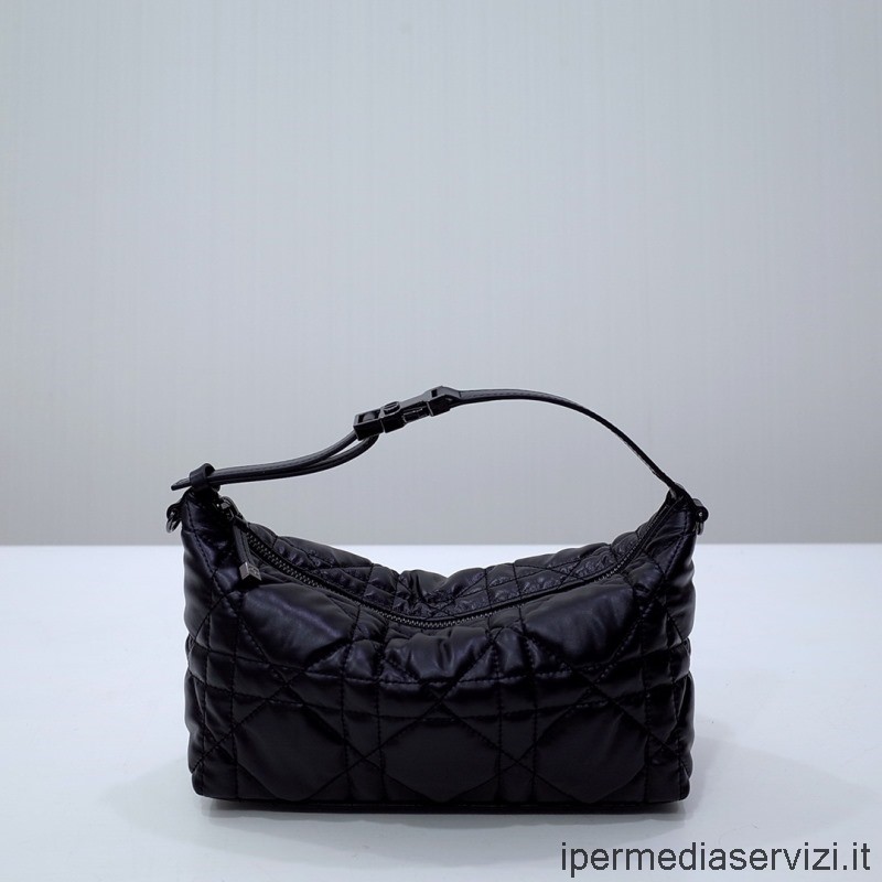 Replica Dior μεσαίο Diortravel Nomad Pouch τσάντα ώμου σε μαύρο Macrocannage δέρμα μοσχαριού 22x13x9cm