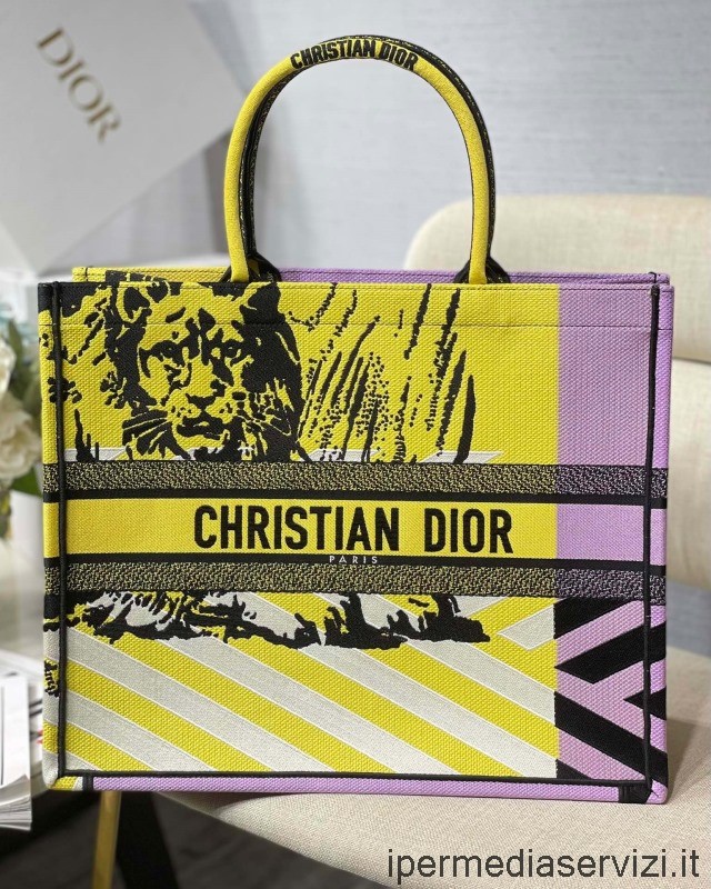 Replica Dior μεγάλη τσάντα Tote Book Dior σε έντονο κίτρινο και μωβ κέντημα Jungle Pop 41x32x5cm