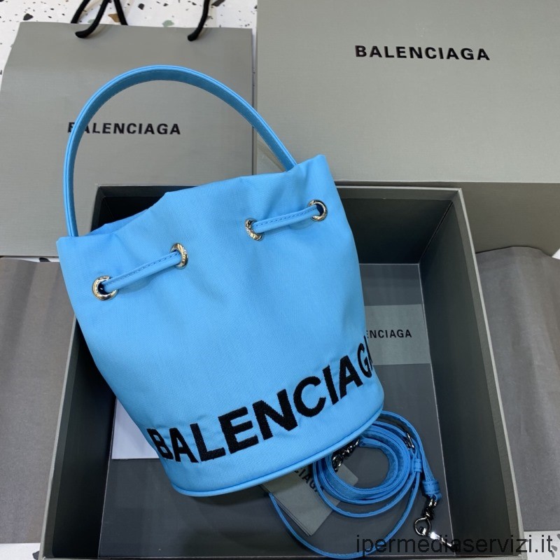 ρεπλίκα Balenciaga τροχός Xs καμβάς τσάντα κουβά με κορδόνι σε γαλάζιο 15x15x18 Cm