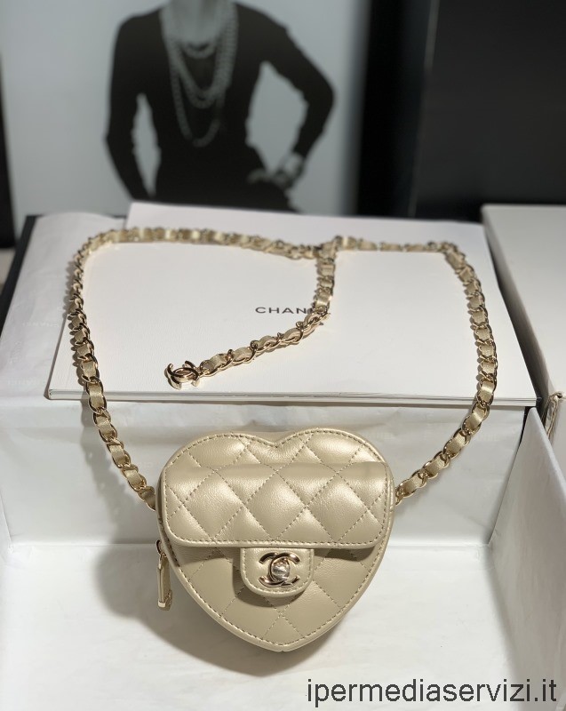 Replica Chanel Heart Clutch με αλυσίδα σε μπεζ δέρμα αρνιού Ap2784 11x12x5cm