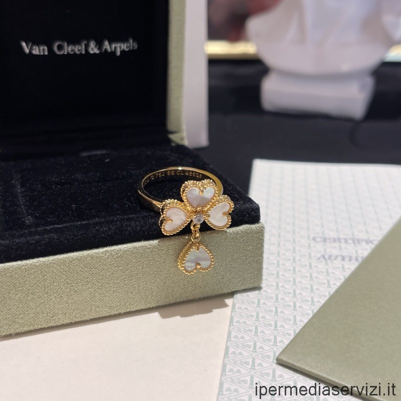 Replica Van Cleef Arpels Sweet Alhambra Effeuillage Ring with White Hearts in Yellow Gold
