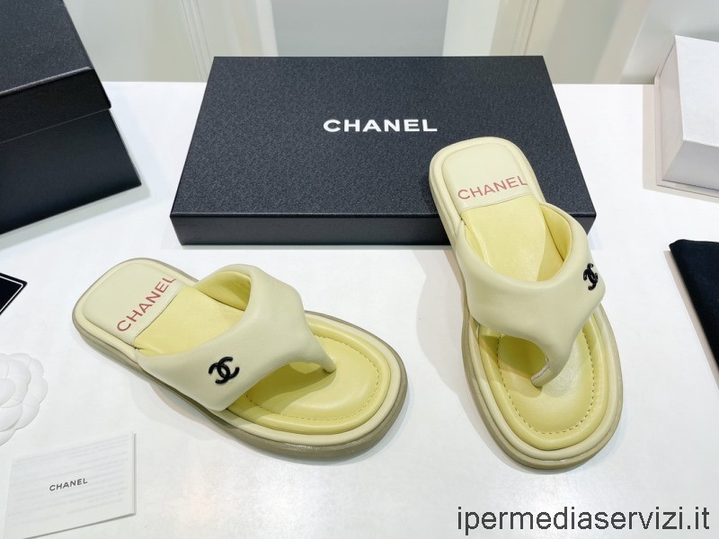 Réplica Chanel 2022 Cc Logo Sandalias De Cuero En Amarillo Claro 35 A 40