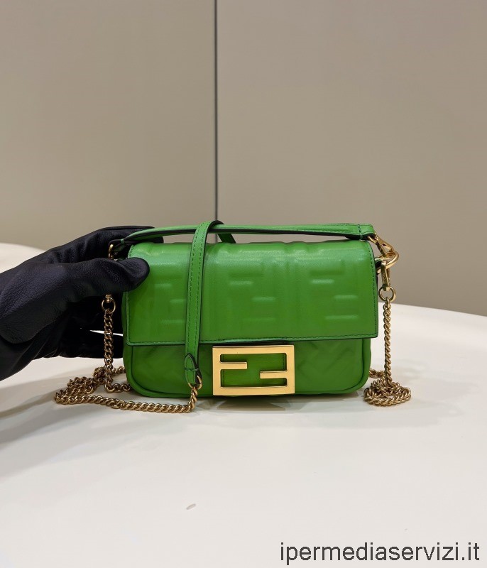 Replica Fendi Baguette Mini Borsa A Tracolla Con Patta In Pelle Goffrata Verde Ff 0135 19x11x4cm
