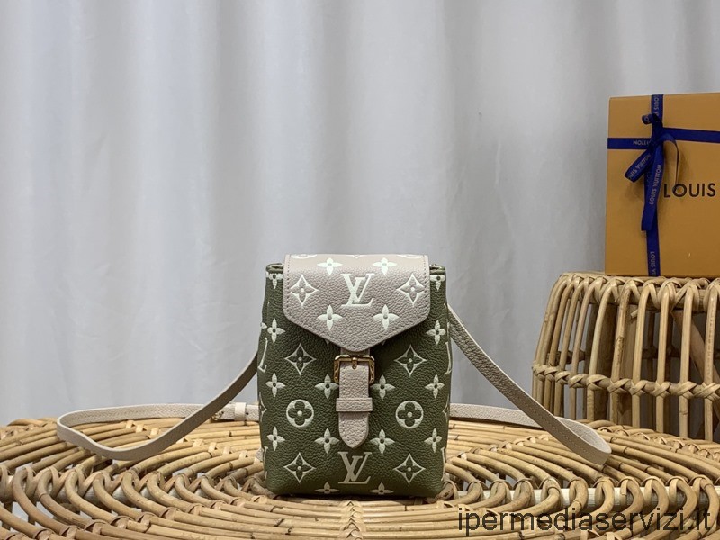 Replica Louis Vuitton Apró Hátizsák Khaki Bézs Krémszínű Monogramos Dombornyomott Bőr M81351 13x19x8cm