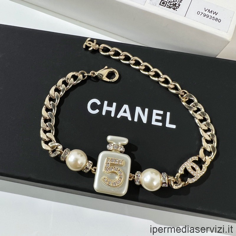 Replika Chanel Vip Arany Gyöngyházfehér Kristály üveg Karkötő Ab8479