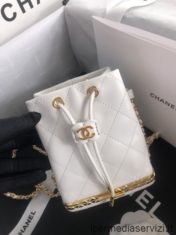 Replika Chanel Hvit Lammeskinn Liten Bøttepose Med Kjede Ap2750 14x11x8cm