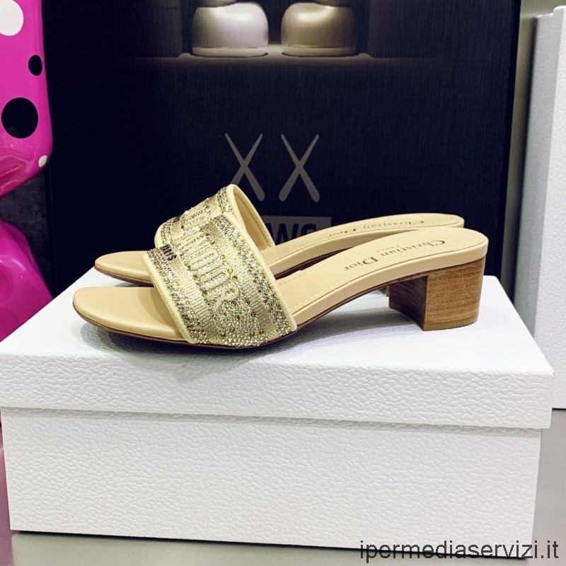 Sandalo Con Tacco Replica Dior Dway In Cotone Dorato Ricamato Con Filo Metallico E Strass 45mm Dalla 34 Alla 43