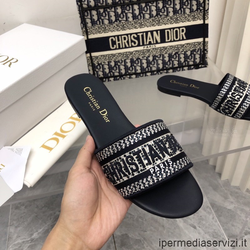 Replika Sandałów Dior Dway Slide Z Czarnej Bawełny Haftowanej Metaliczną Nicią Od 35 Do 42
