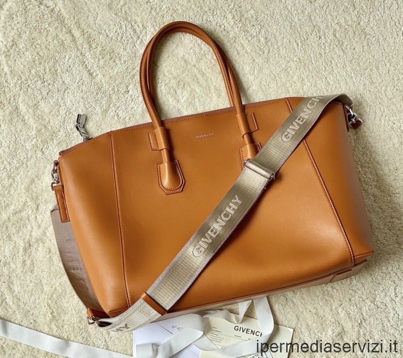 реплика Givenchy большая коричневая спортивная кожаная сумка-тоут Antigona 41x9x31см