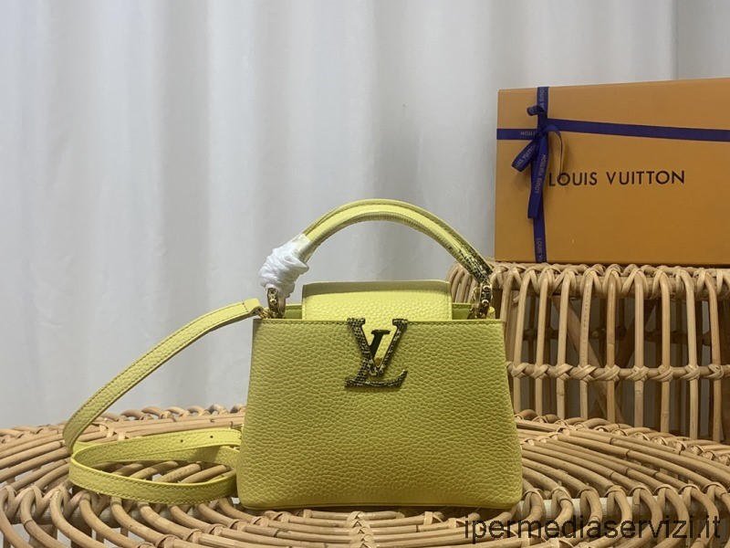 Replika Louis Vuitton Capucines Mini-tote Axel-crossbody-väska I Gult Kalvskinn M94048 21x14x8cm