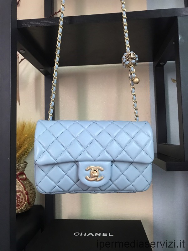 Replika Chanel Mini Kedjeklaffpåse I Ljusblått Lammskinn As1787 15x20x8cm