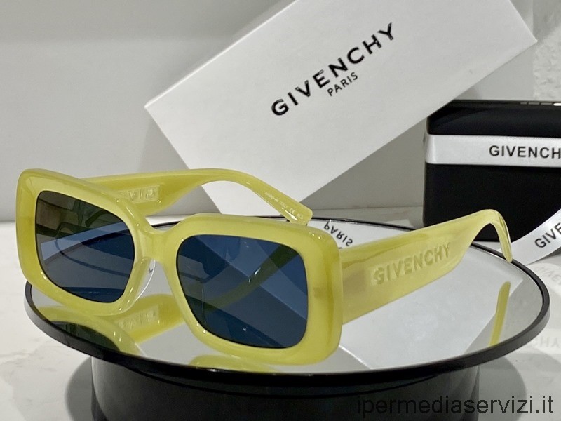 แว่นตากันแดดแบบจำลอง Givenchy รุ่น Gv7201 สีเขียวอ่อน