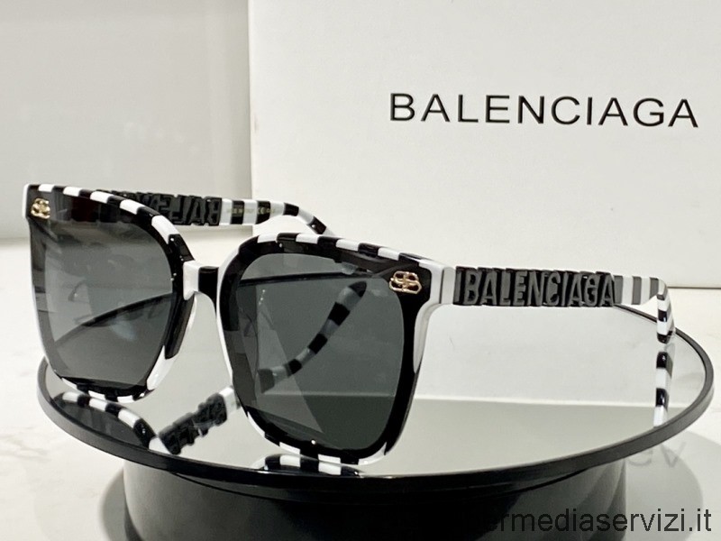 แว่นกันแดด Replica Balenciaga Bb0155s สีดำ ขาว