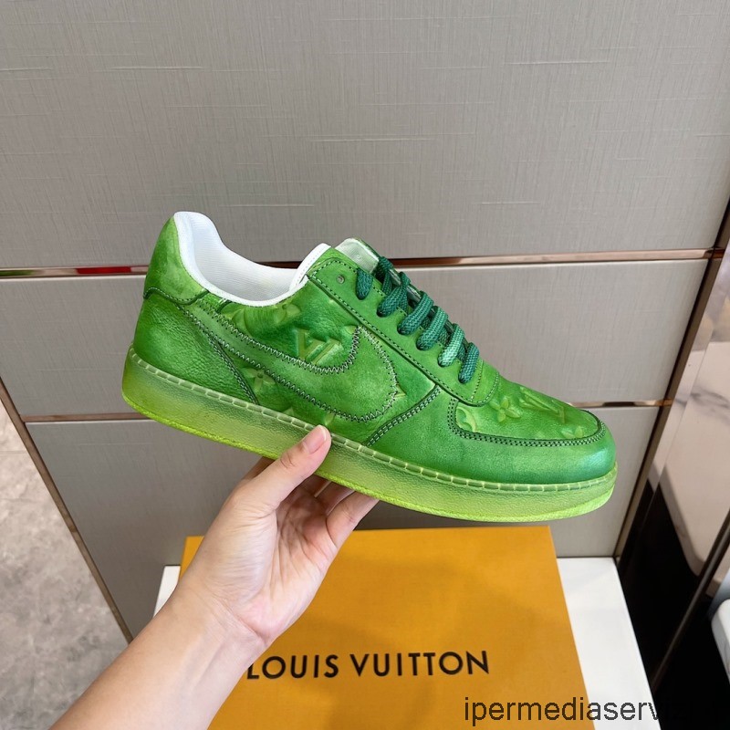 Louis Vuitton X Nike Lv Rivoli Trainer รองเท้าผ้าใบสีเขียว Monogram Emboss Leather 38 ถึง 45
