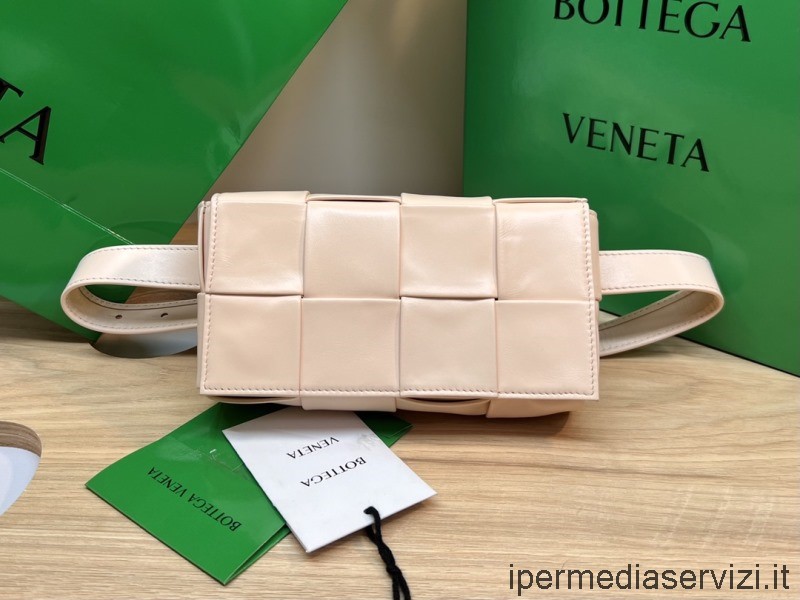 Replika Bottega Veneta Bv Kaset Mini Intrecciato Deri Kemer çantası Bej Deri 18x5x9cm